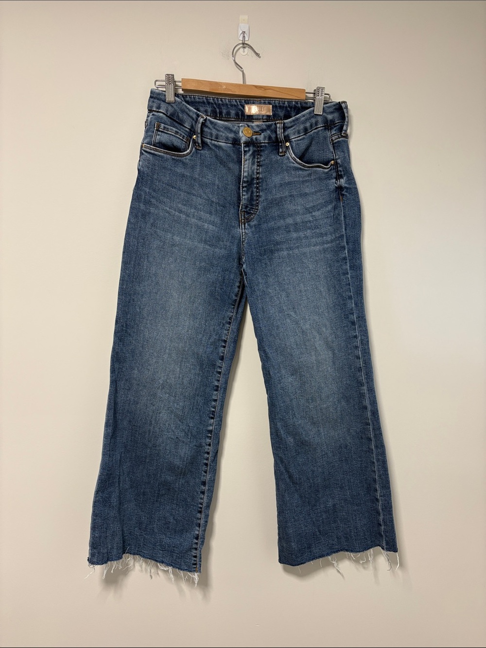 Kut from the Kloth Wide-Leg High-Rise Jeans in Blue Wash